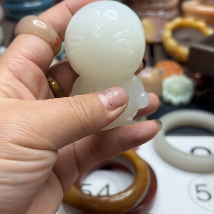 石英岩玉合金颈饰