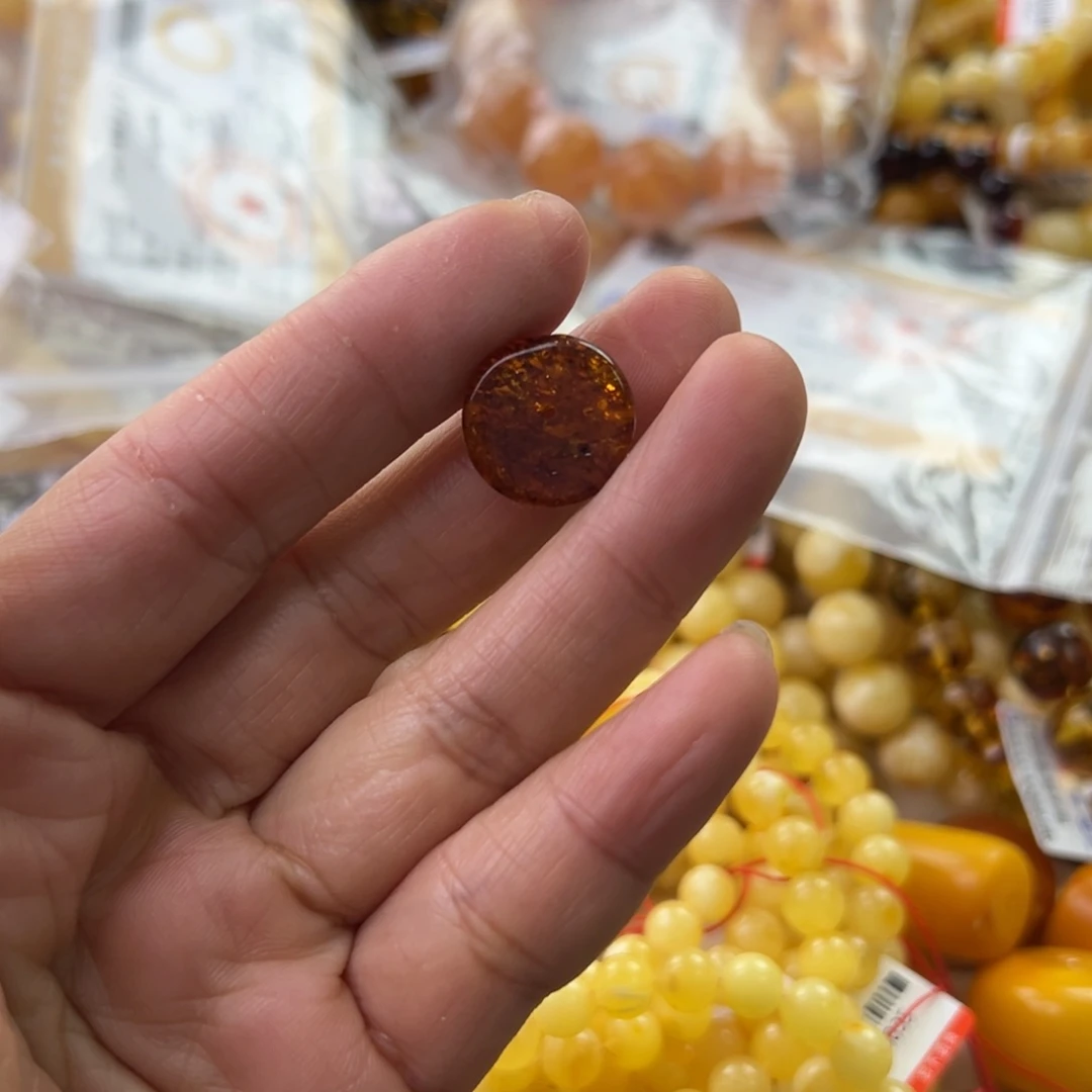 琥珀珠宝奇石未镶嵌