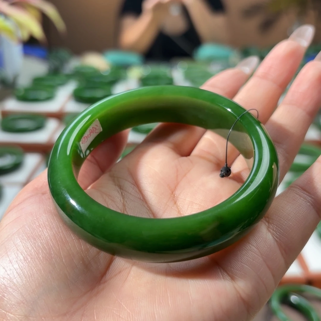 和田玉（碧玉）手镯未镶嵌