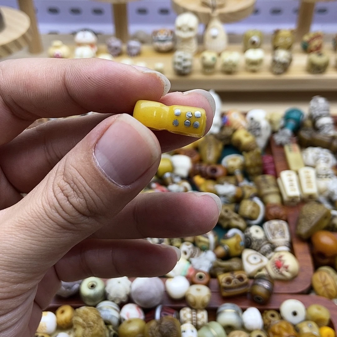 驼骨其他配饰侧挂8字环