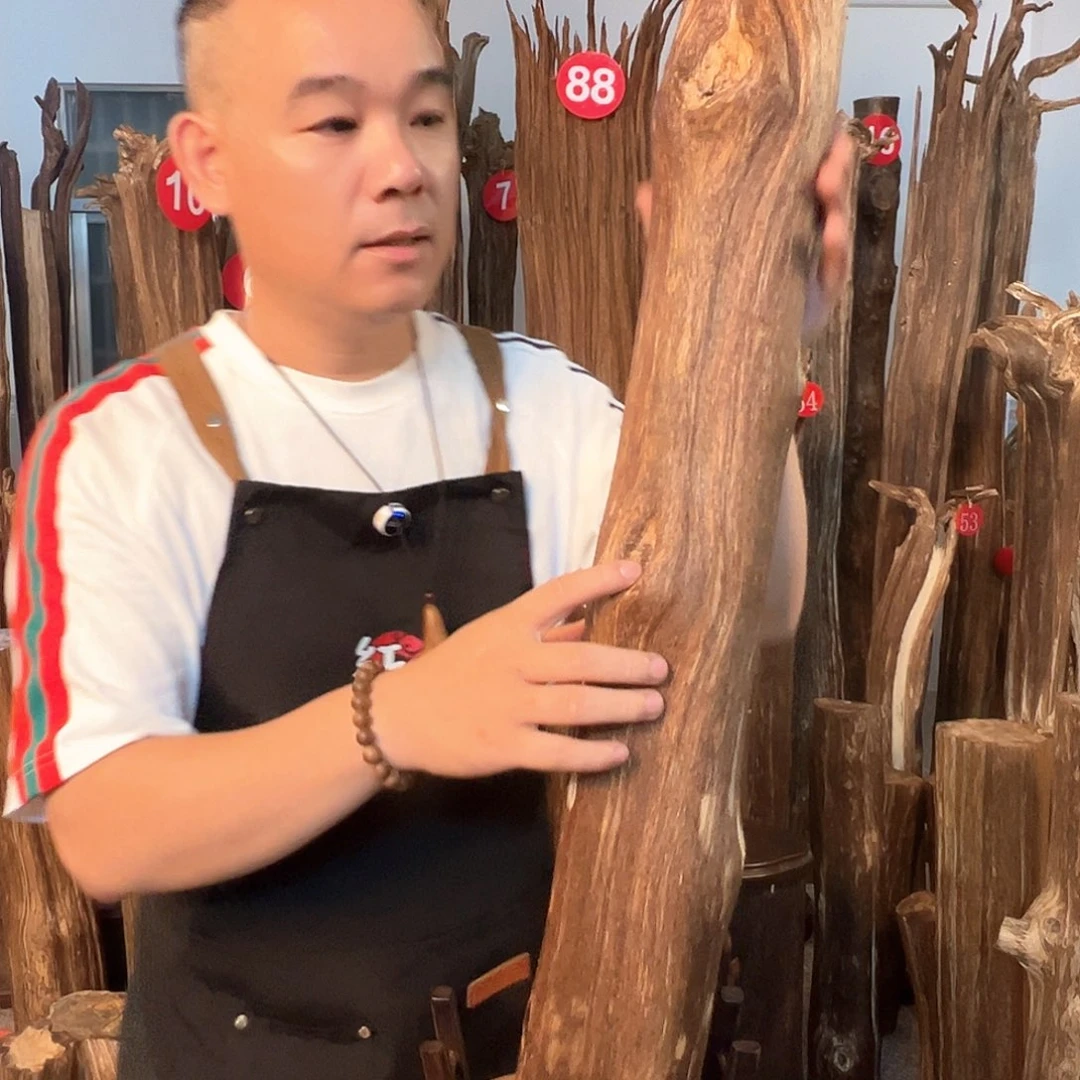 沉香碎屑沉香李*沉香原料