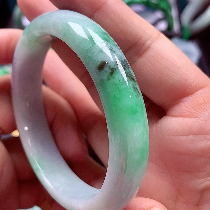 未镶嵌手镯翡翠翡翠手镯