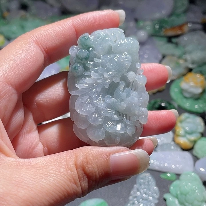 颈饰未镶嵌翡翠天