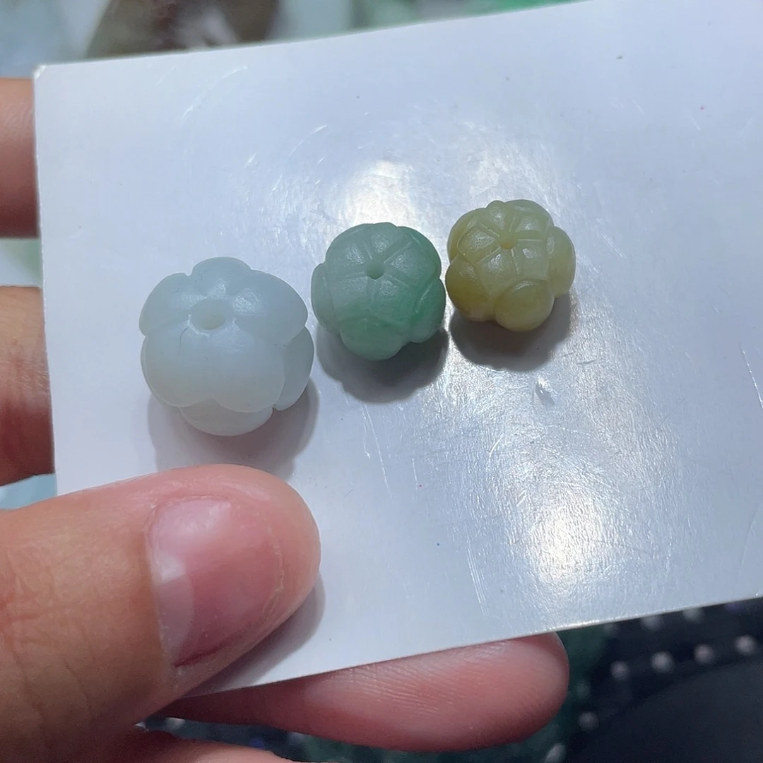 定制翡翠未镶嵌是
