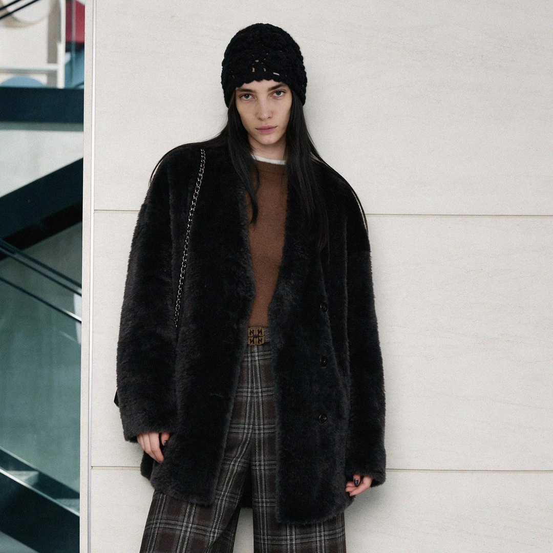 LYNEE 【黑标系列】复古宽松羊皮毛皮毛一体外套LGD2FAF029