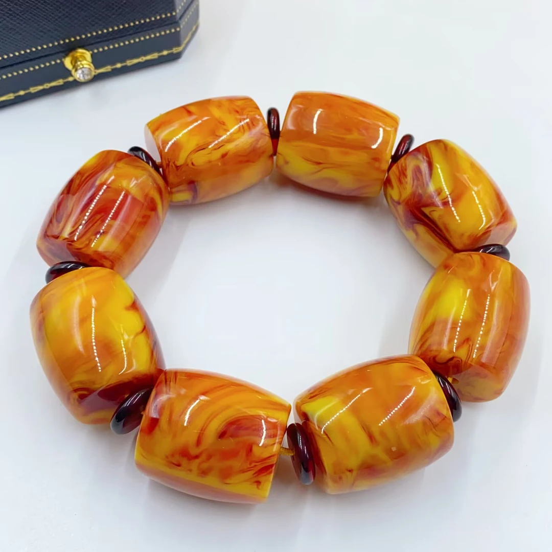 3587  大款米黄色手链多样性发货