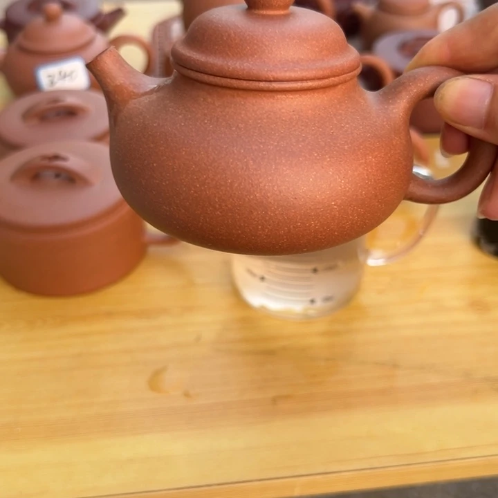紫砂茶壶降坡泥半手200