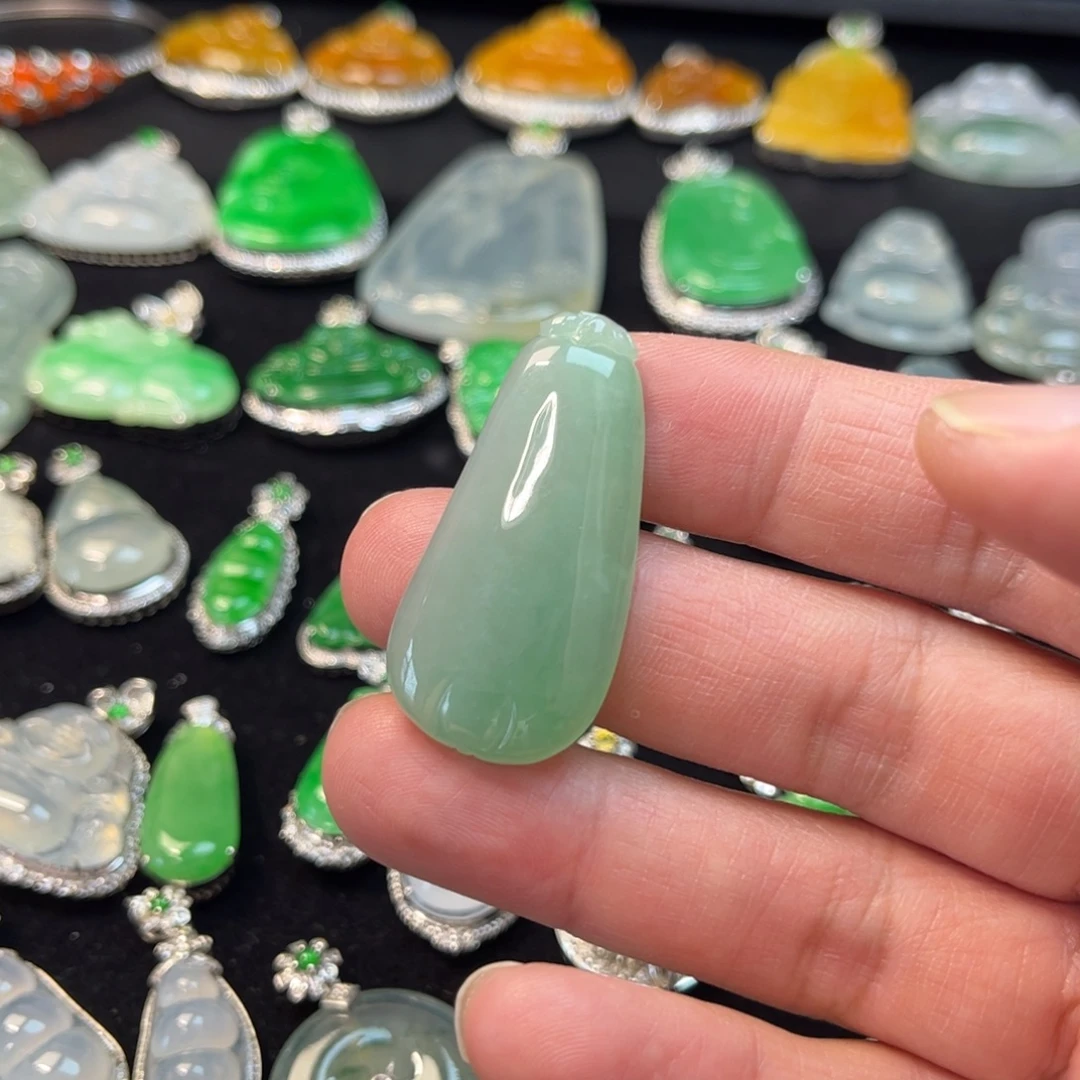 翡翠未镶嵌手链缅甸翡翠