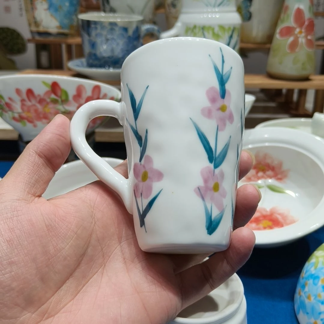 摆件景德镇手工手绘高温瓷器