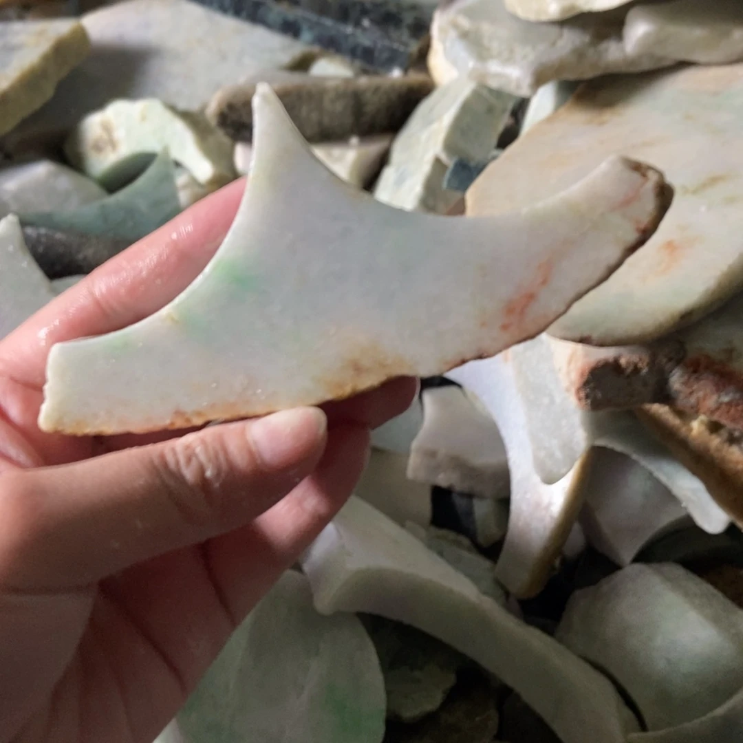 翡翠挂件未镶嵌天然翡翠