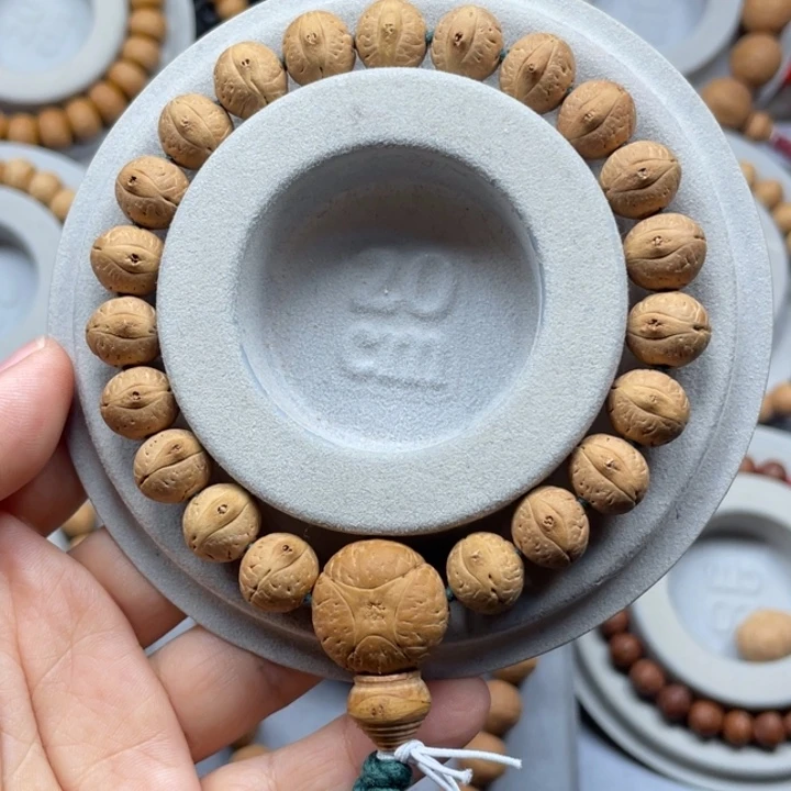 凤眼菩提吊坠手串 11 实心 TM 139