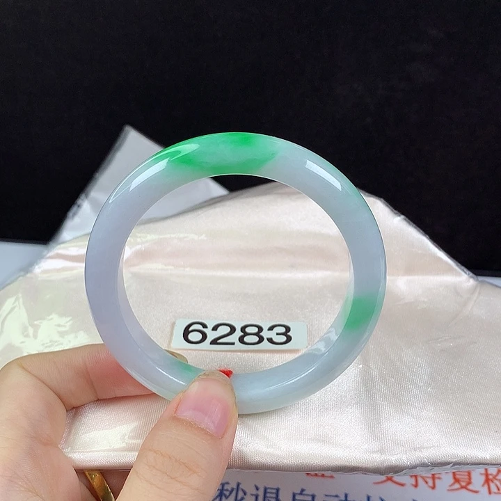 翡翠未镶嵌手镯56圈