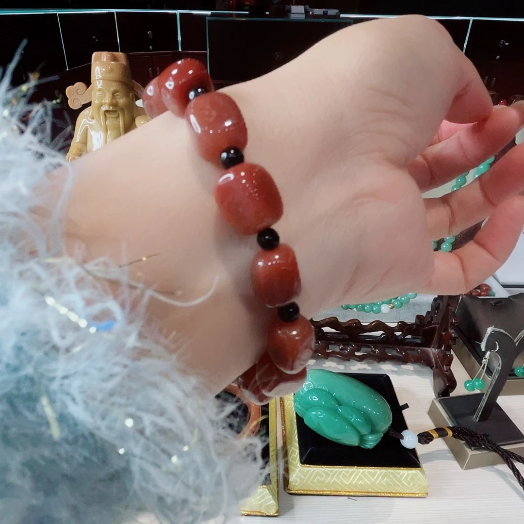 密玉（石英质玉）未镶嵌颈饰