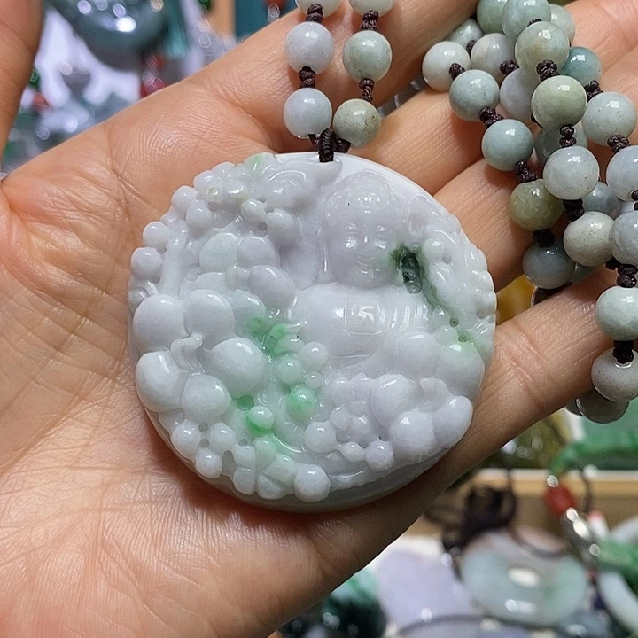 翡翠未镶嵌吊坠(赠链)