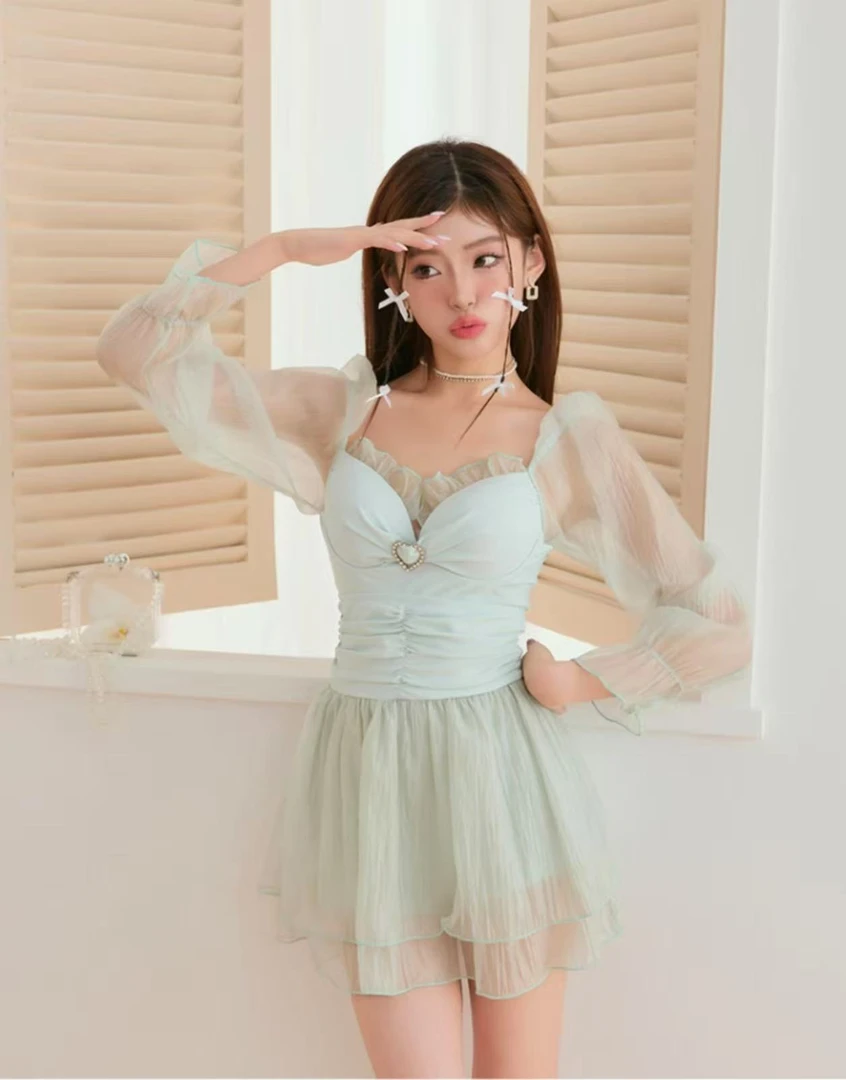 2025ins风可爱长袖保守减龄连体裙式微胖MM显瘦遮肚气质时尚夏季