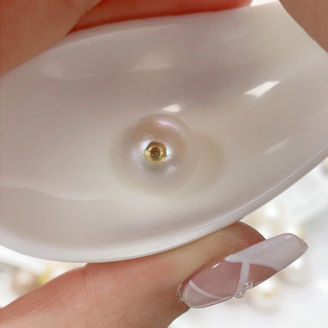 淡水珍珠颈饰18K金镶嵌