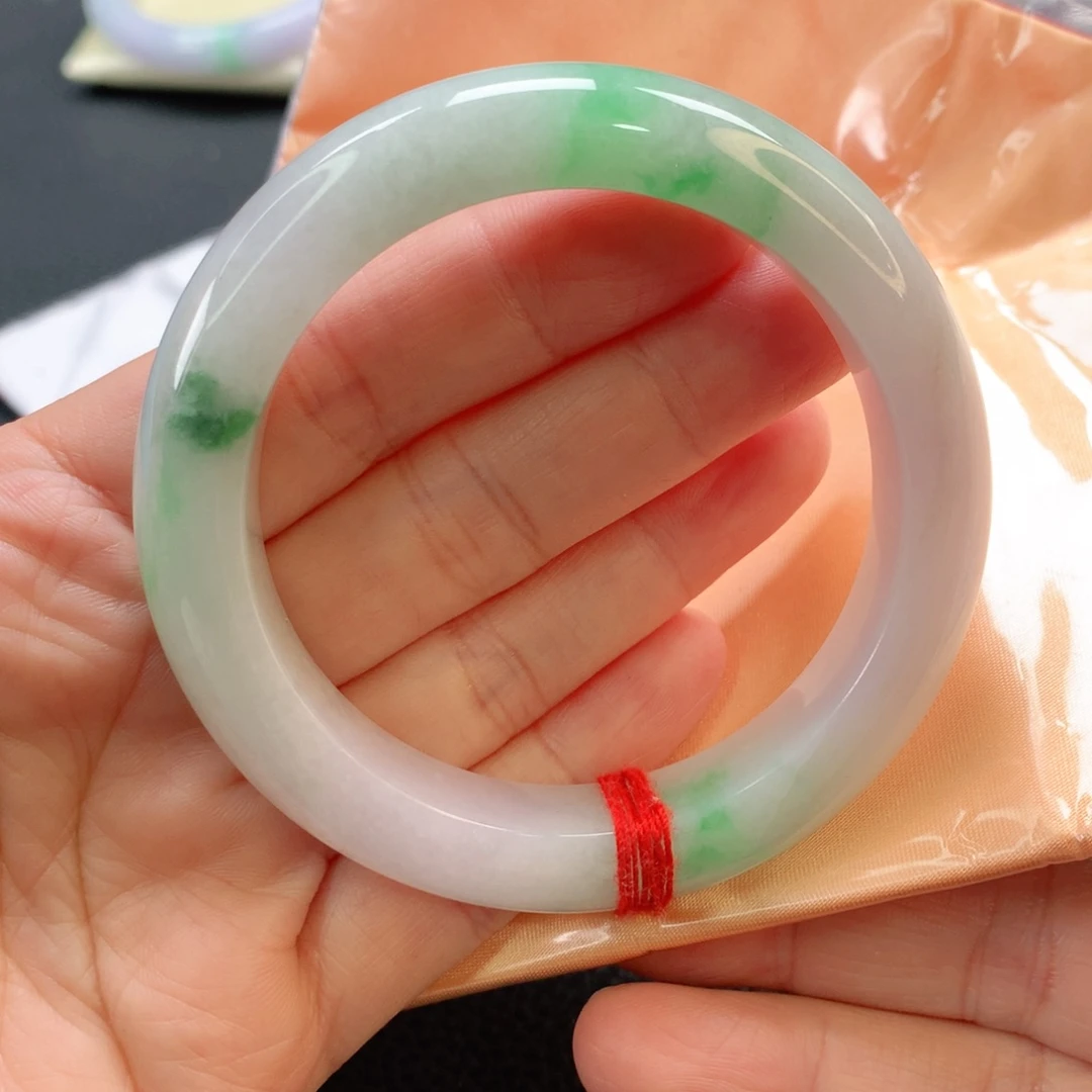 翡翠手镯未镶嵌57正