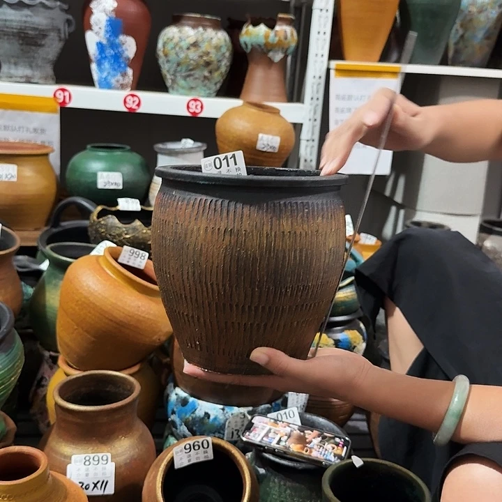 瑕疵金色缸有孔011