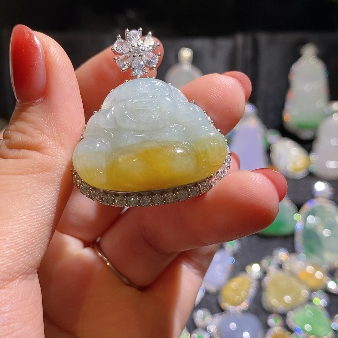 颈饰银S925镶嵌翡翠安*?天然翡翠