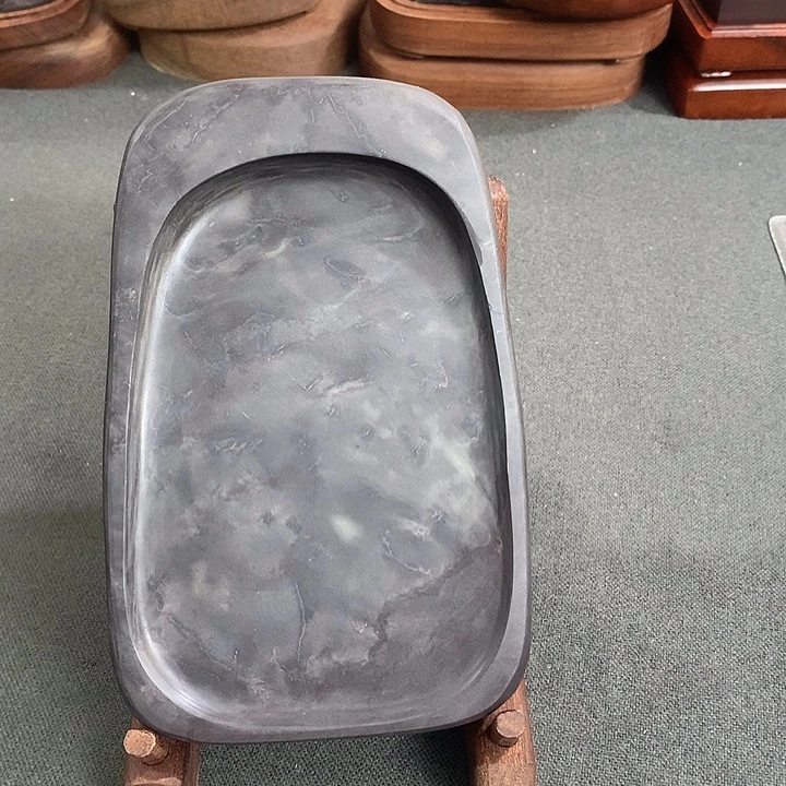 广东肇庆原石端砚
