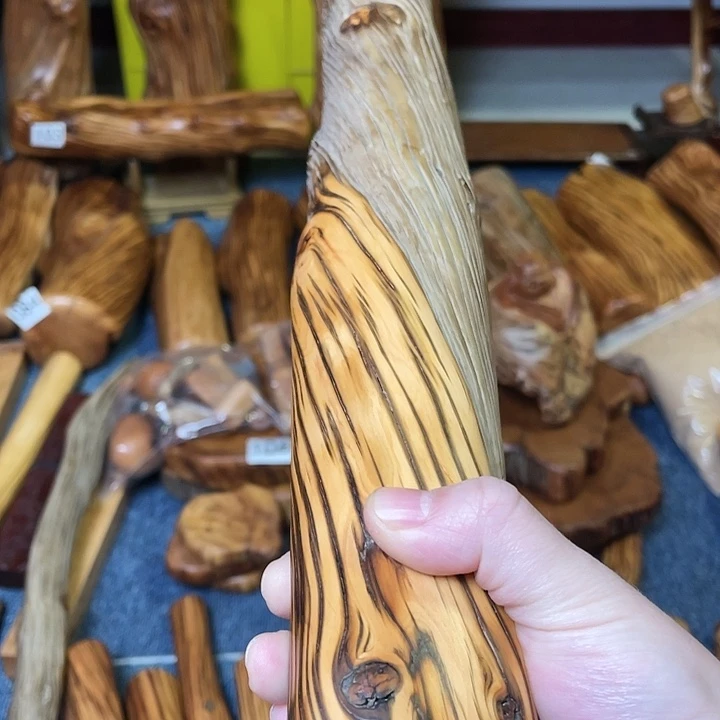 广***义大叶紫檀（黑酸枝木类）太行崖柏棍子