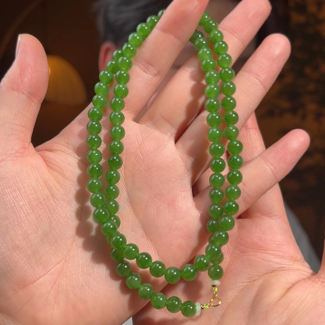和田玉18K金镶嵌颈饰碧玉辣绿色6mm1280