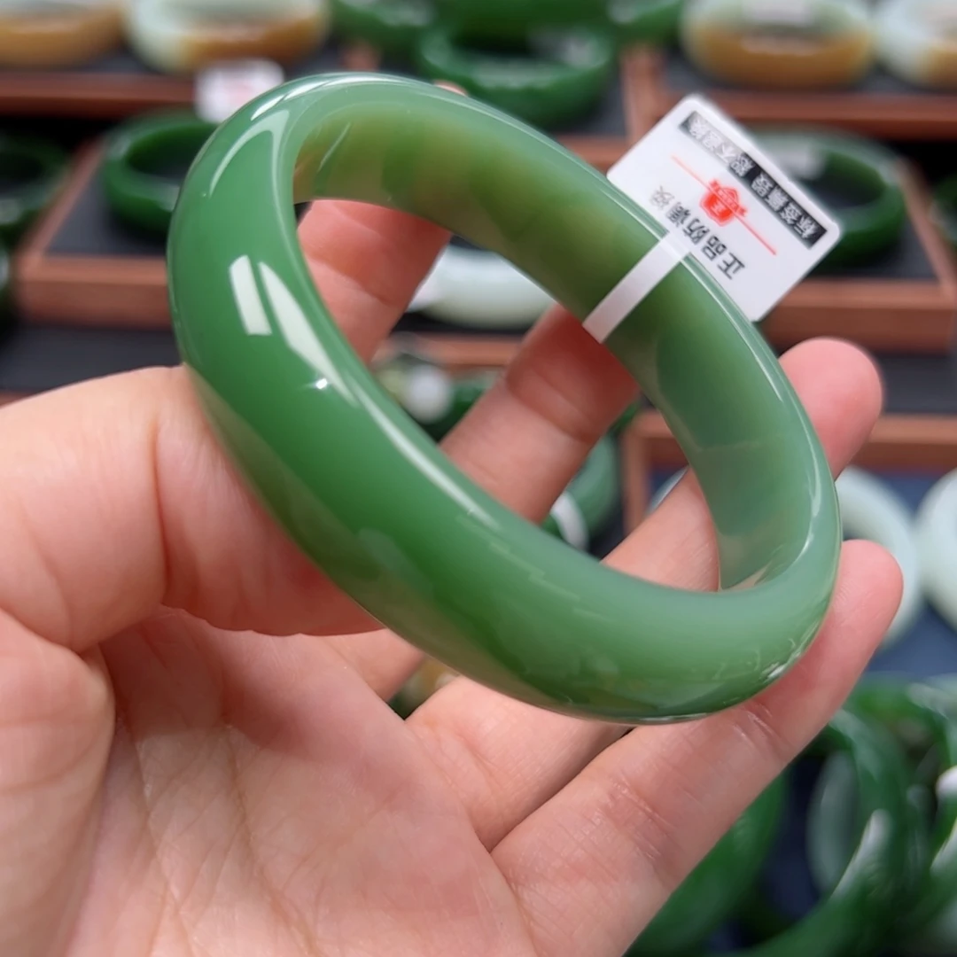 未镶嵌手镯和田玉（碧玉）60