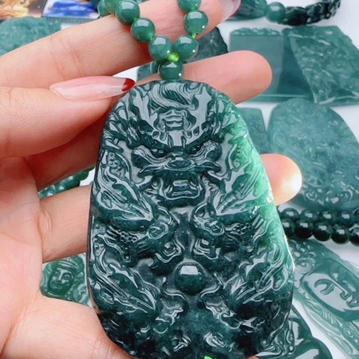 翡翠未镶嵌颈饰多样性发货天然A货翡翠