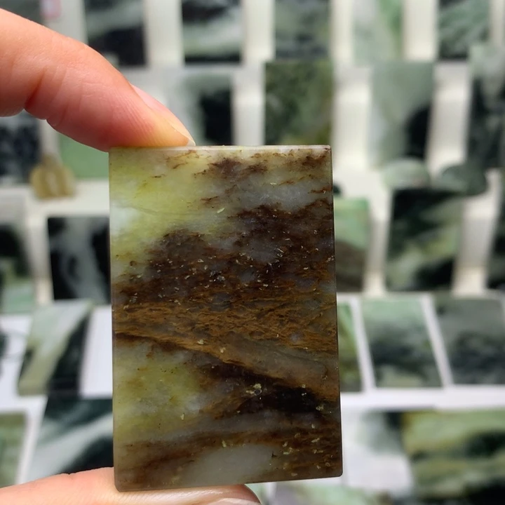 独山玉未镶嵌颈饰随**安