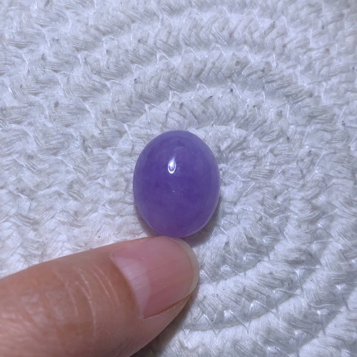 翡翠散珠红妖紫蛋面