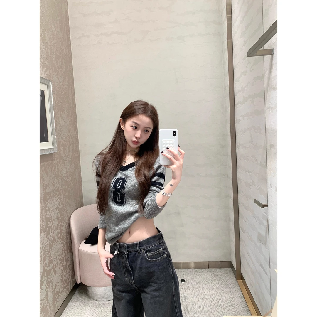 针织衫上衣2025秋季新款美式复古运动风撞色软糯毛衣女早秋设计感