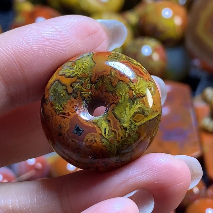 玛瑙/玉髓战国红吊坠未镶嵌天**蓝