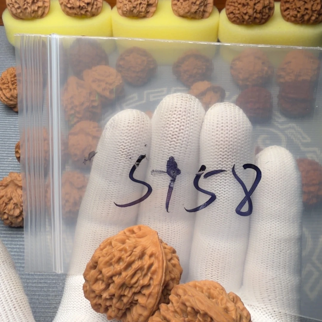 果***果文玩核桃吊坠秦闷全品32