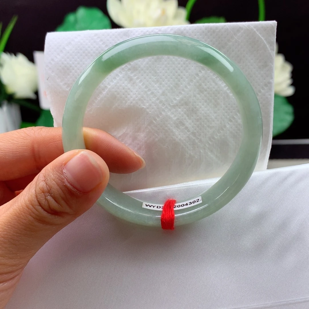 未镶嵌手镯翡翠纯天然5