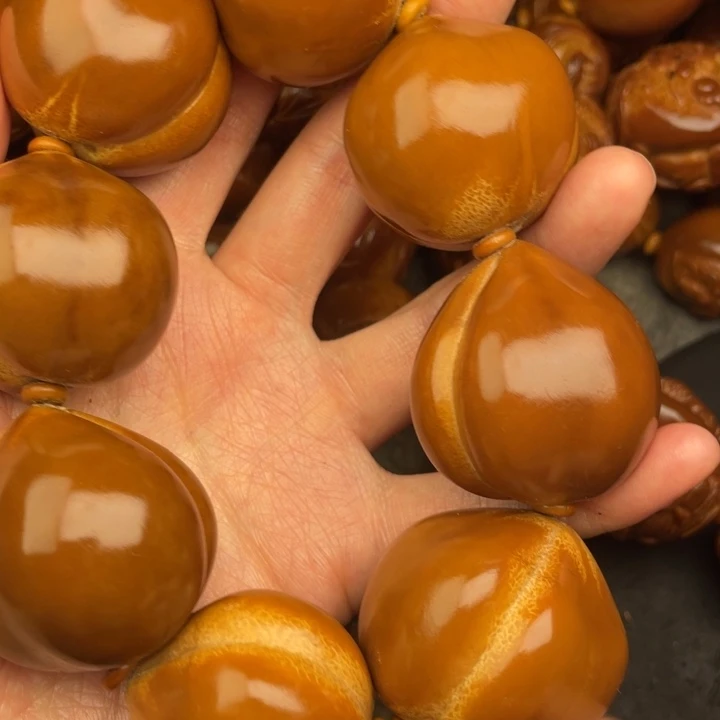 过***人橄榄核吊坠橄榄核