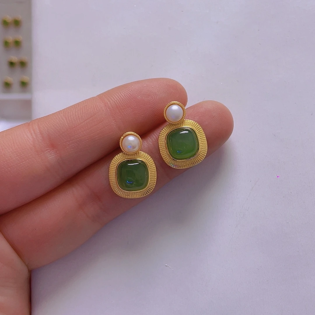 和田玉耳饰银S925镀金镶嵌那***