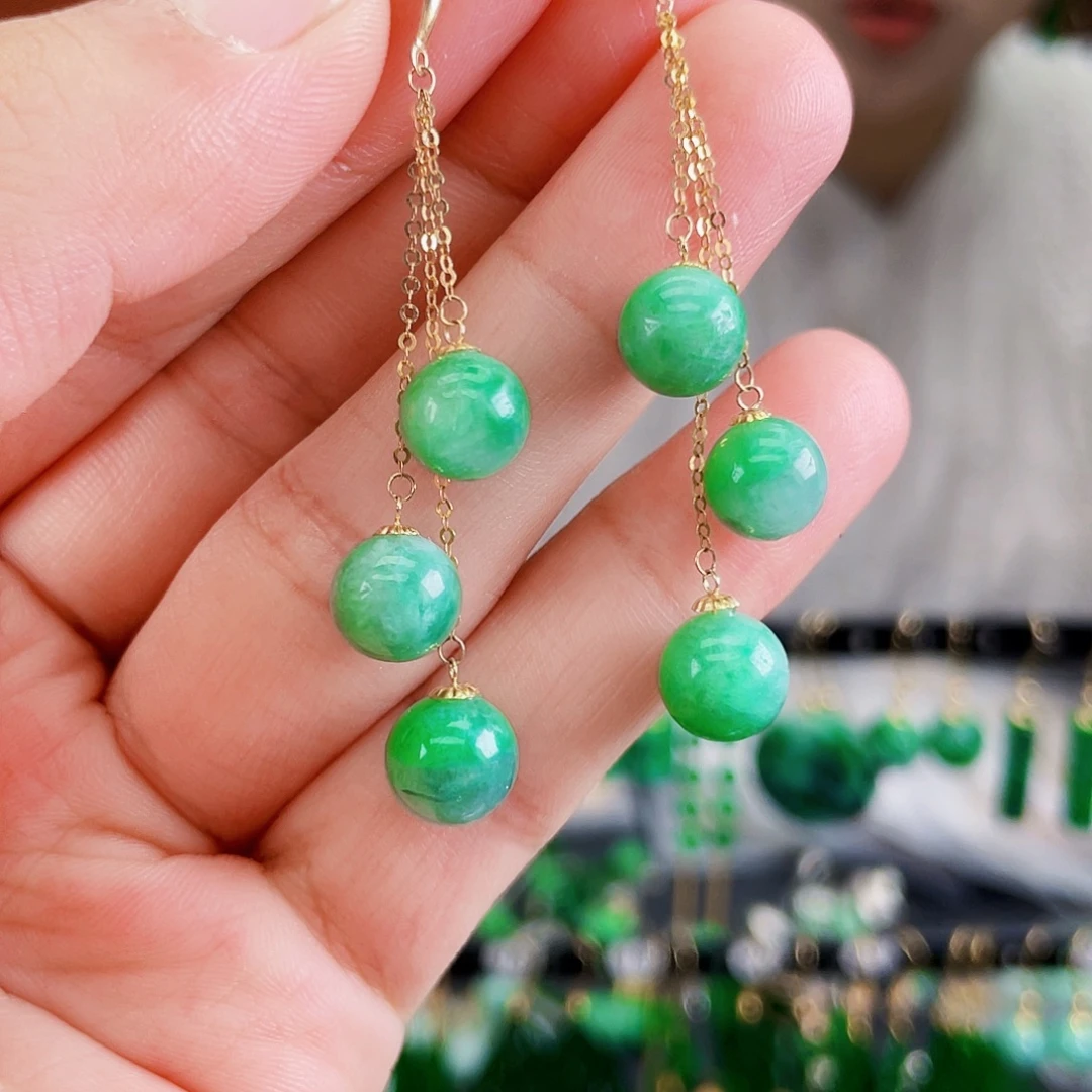 18K金镶嵌翡翠耳饰