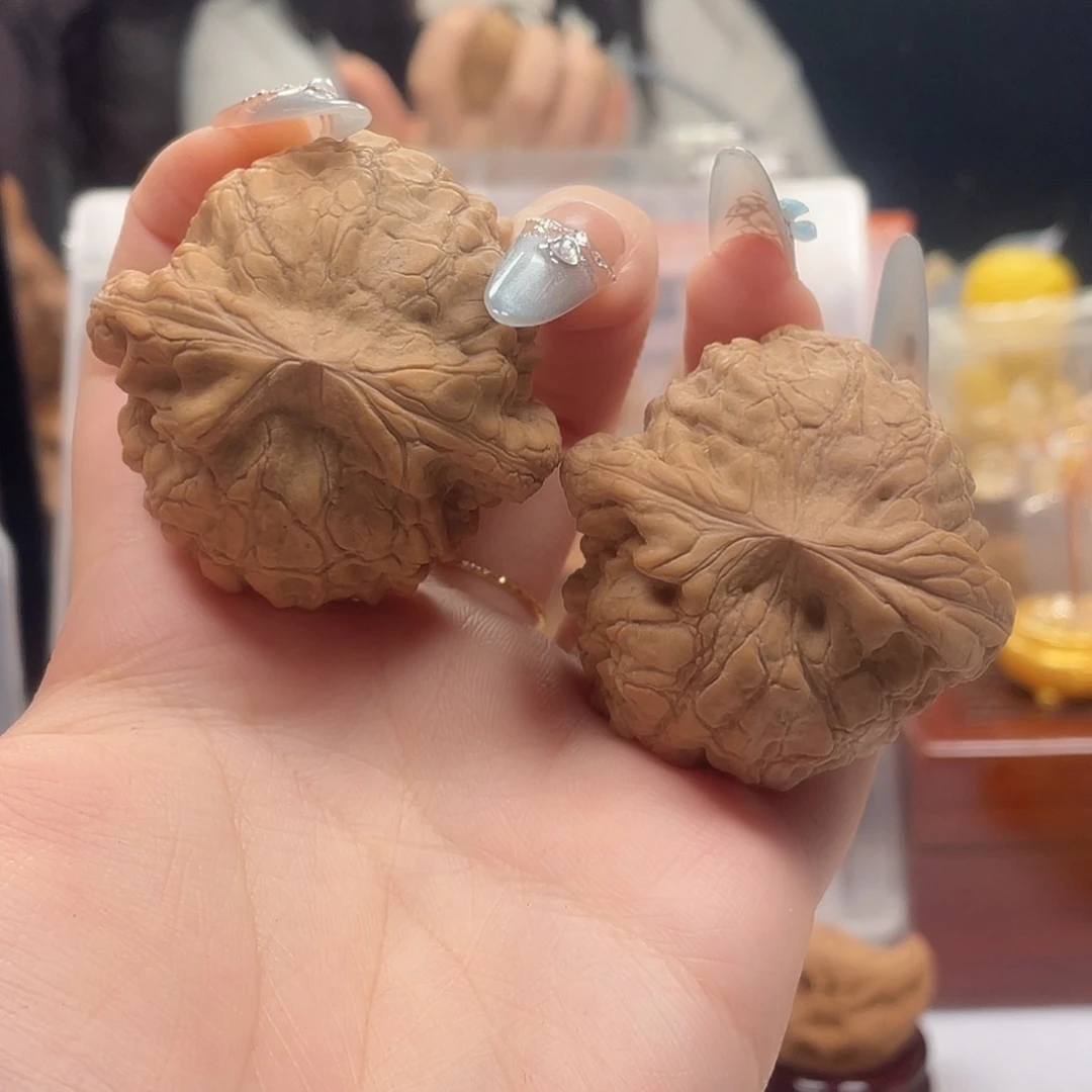 不***终吊坠桃核龙鼎全品