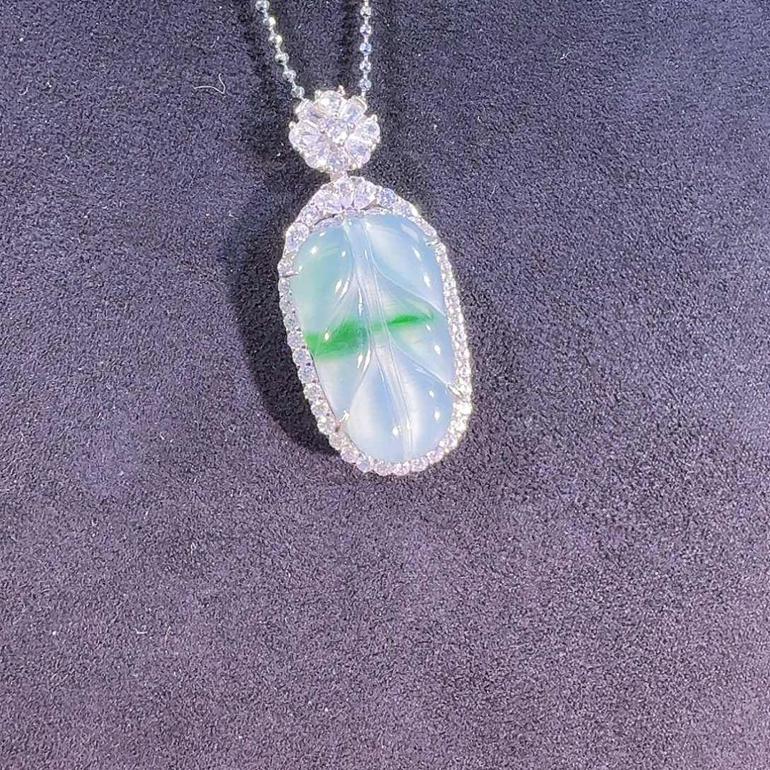 翡翠银S925镶嵌吊坠(不含链)叶子