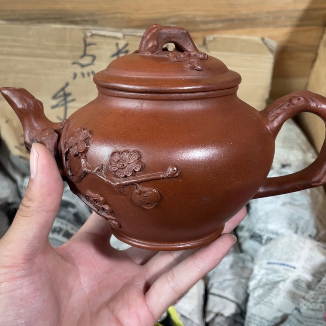 紫砂茶壶老厂紫砂壶一件。