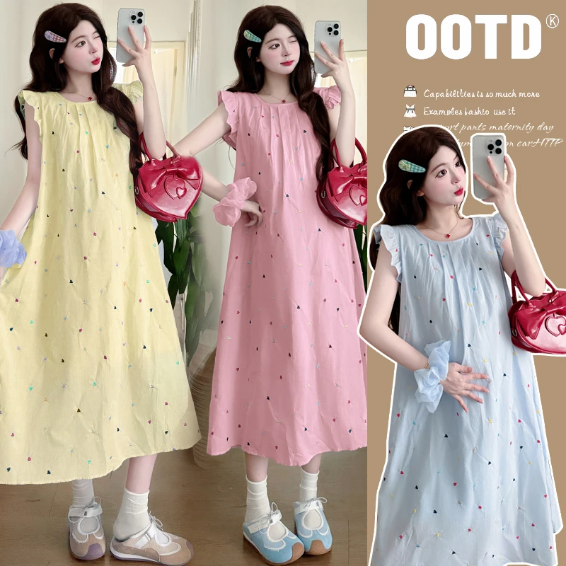 2025夏季孕妇装爱心棉麻刺绣飞飞袖长款连衣裙大码碎花时尚夏天