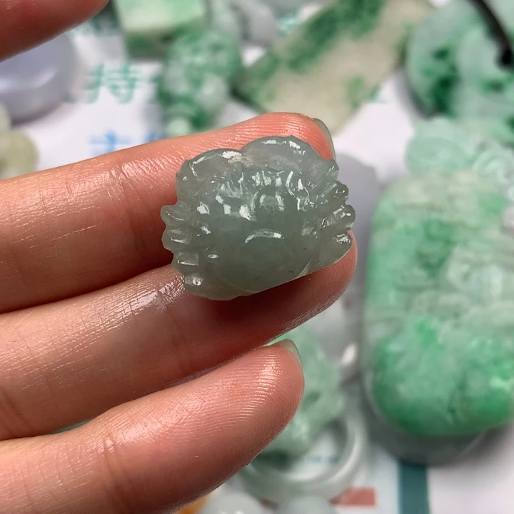 定制翡翠未镶嵌翡翠