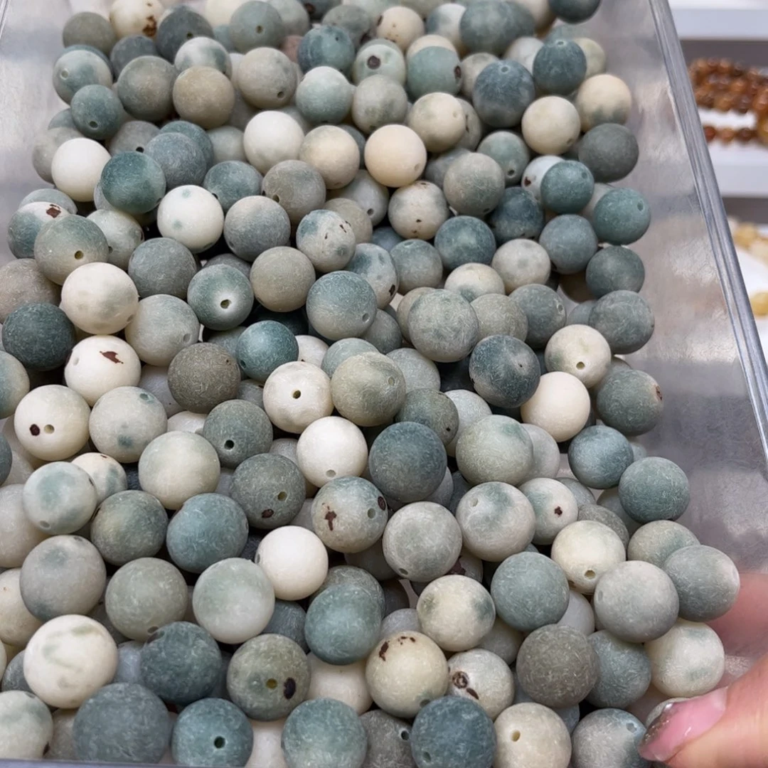 白玉菩提吊坠绿飘花原籽30颗