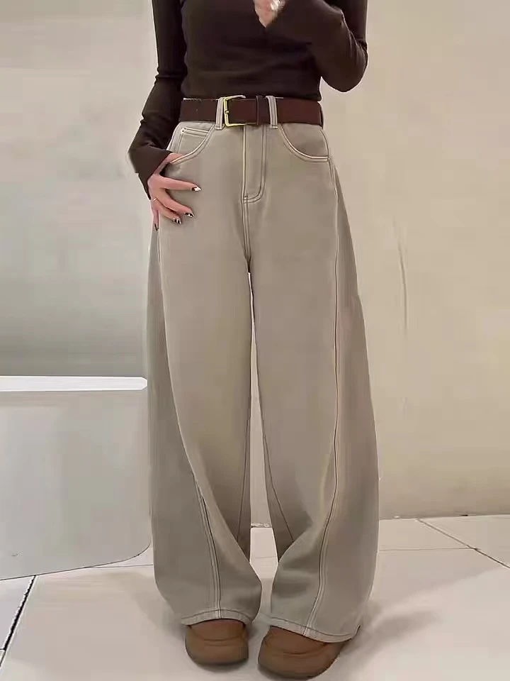 6017浅咖色弯刀厚款微弹加绒加厚款直筒裤牛仔裤显瘦裤子高腰宽松