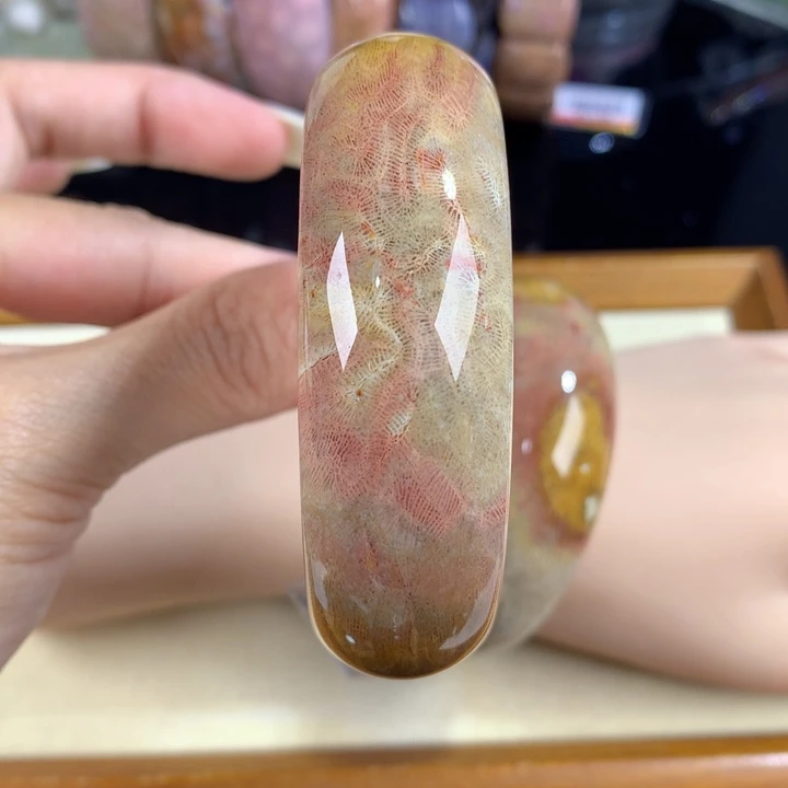 硅化珊瑚（珊瑚玉）未镶嵌吊坠(赠链)24号57圈口