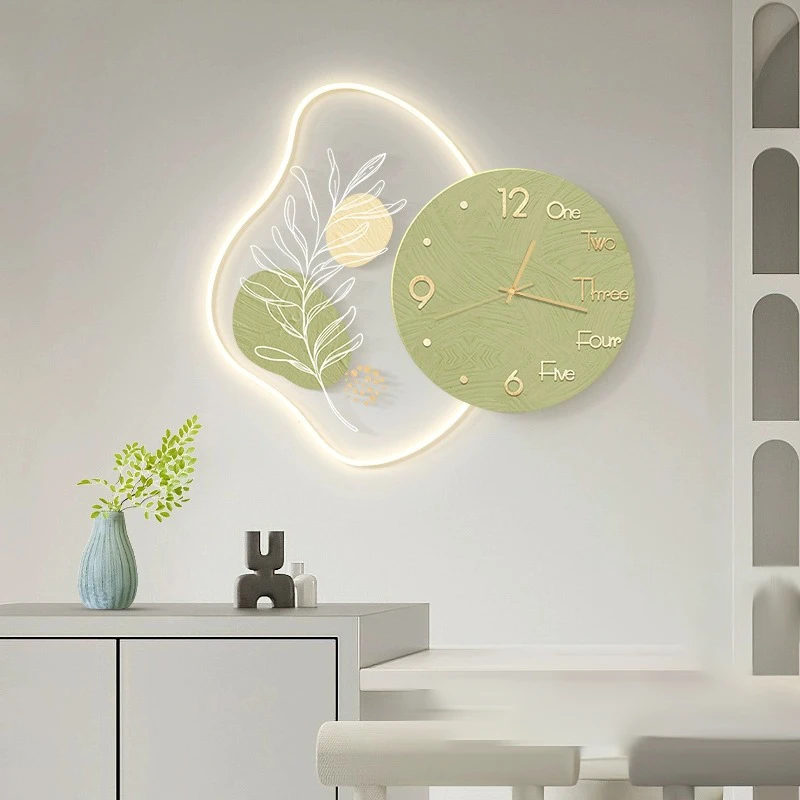 现代奶油风餐厅钟表挂钟艺术家用客厅表挂墙创意时钟壁画2025新款