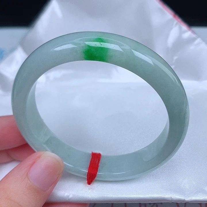 未镶嵌手镯翡翠天然