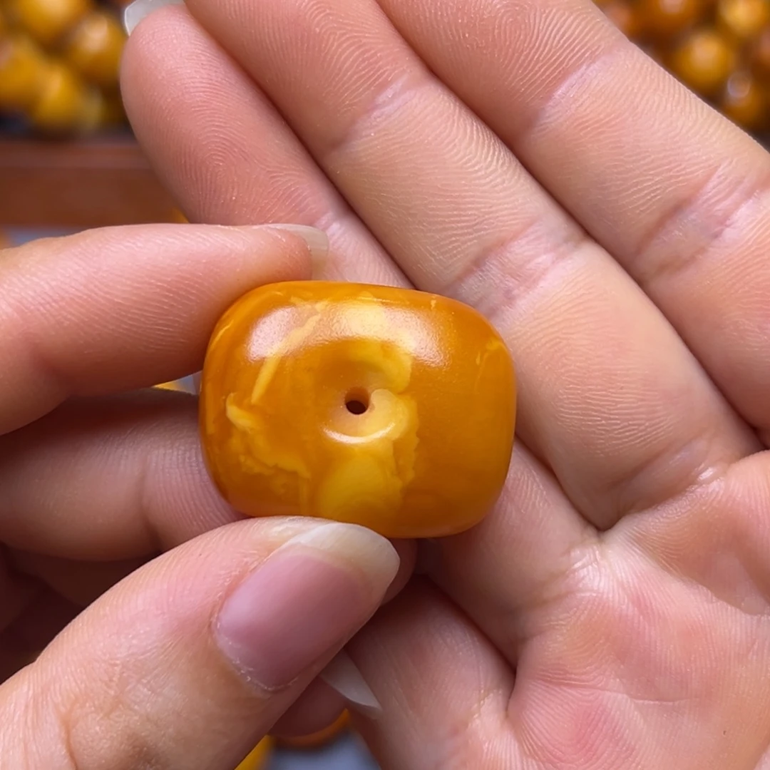蜜蜡吊坠(不含链)未镶嵌