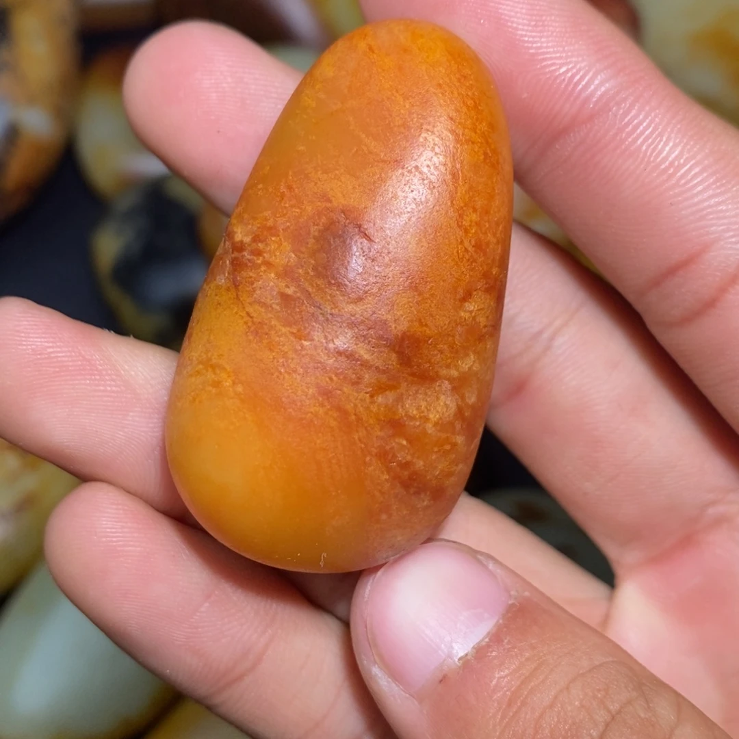 和田玉未镶嵌珠宝奇石