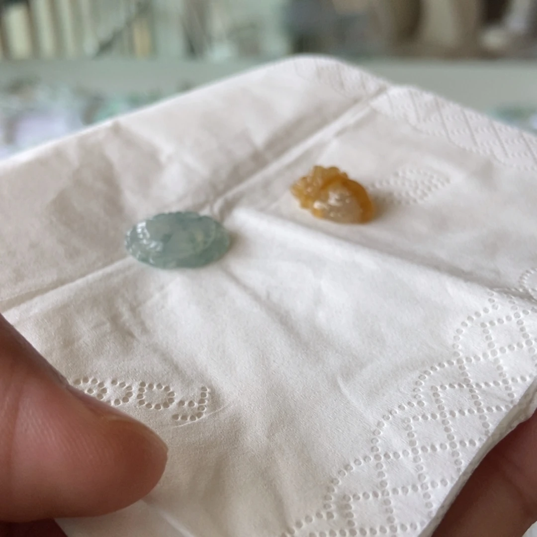 大***必翡翠散珠翡翠手串珠链工厂自己生产的